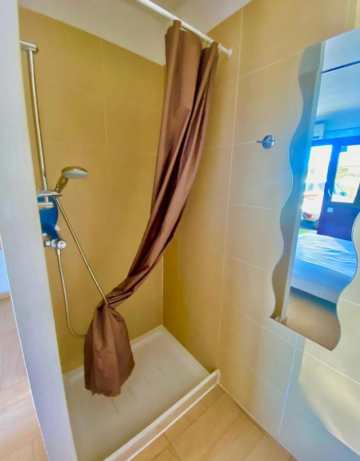 Hotel Acajou Argelès-sur-Mer Dış mekan fotoğraf