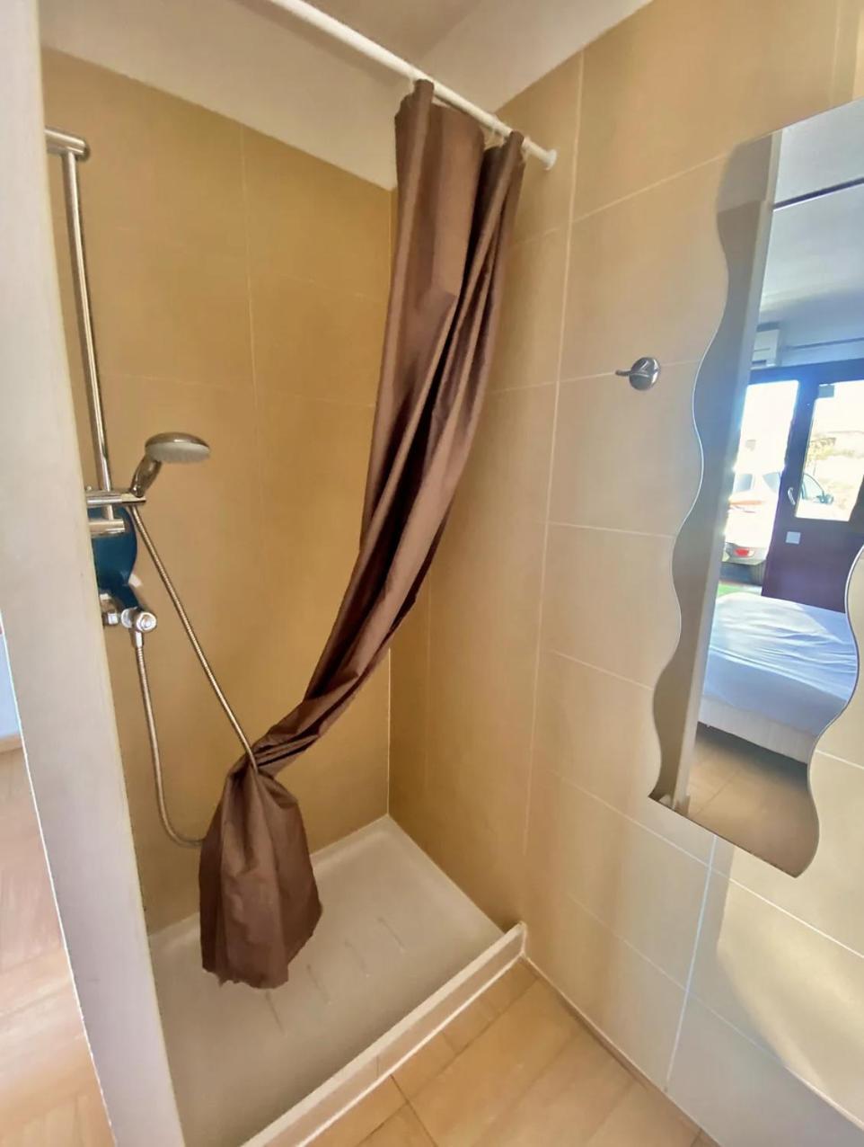Hotel Acajou Argelès-sur-Mer Dış mekan fotoğraf